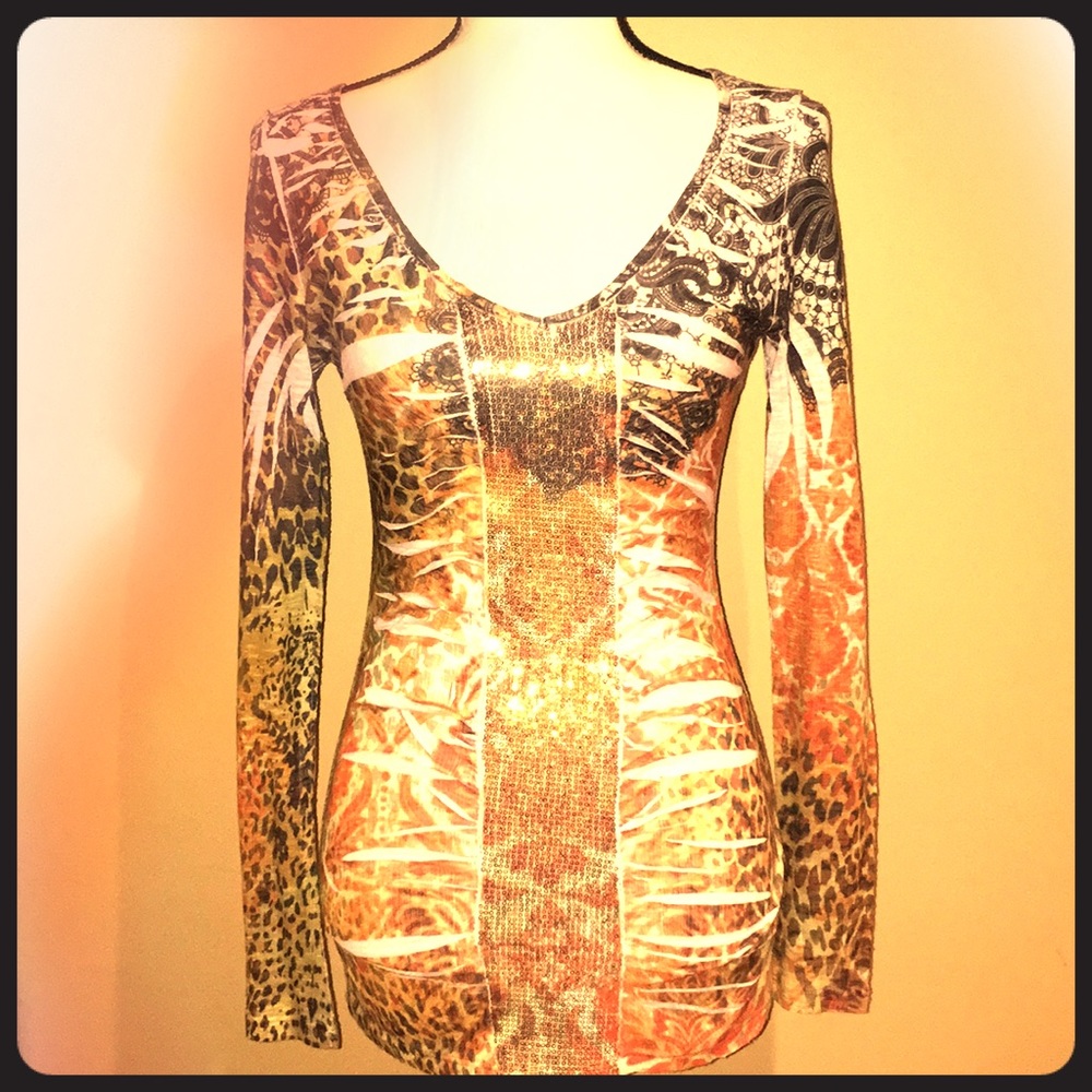Daytrip Sexy Top with sequins & animal print